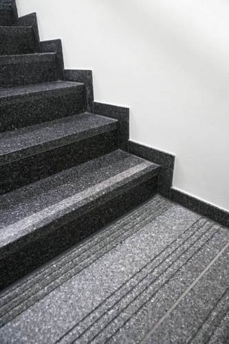 Đá Granite Cầu Thang Có Tốt Không?