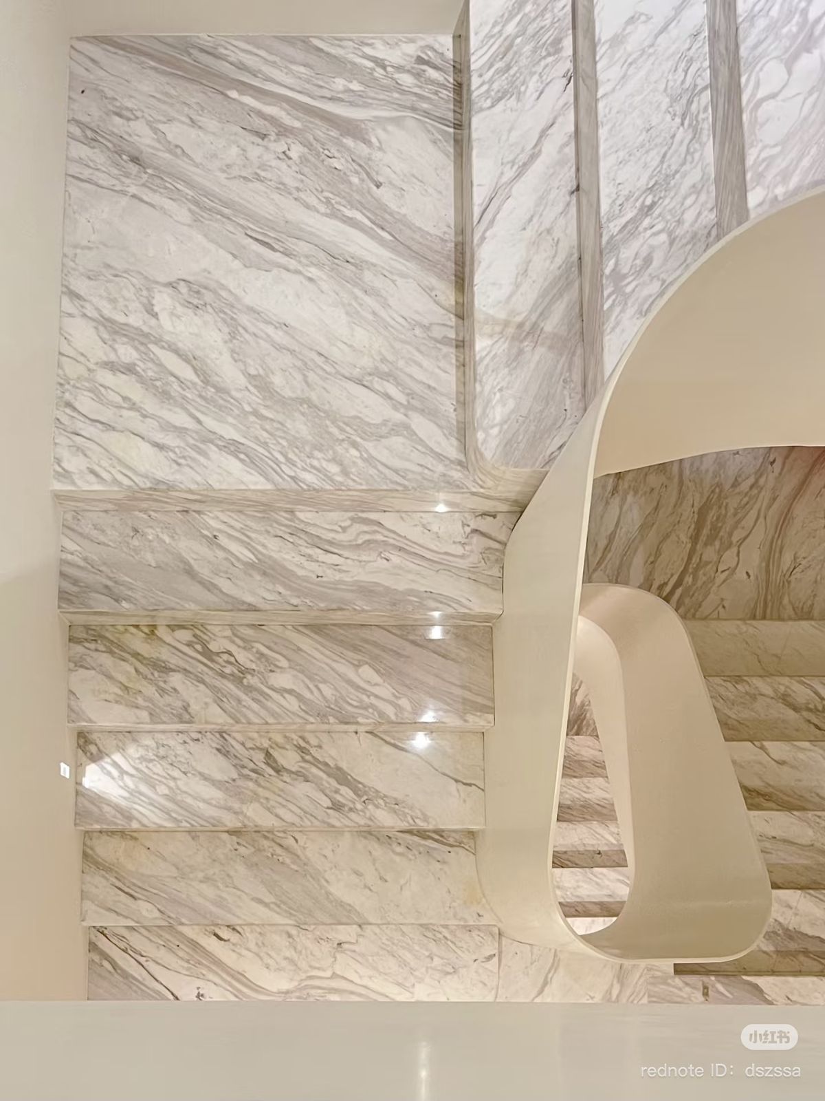Báo giá đá granite cầu thang phụ thuộc vào những yếu tố nào