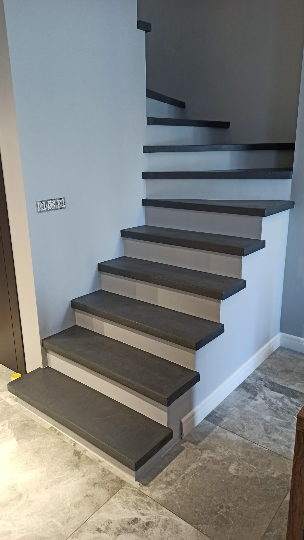 Đá Granite Xám Có Tốt Không? Nên Dùng Cho Hạng Mục Nào?