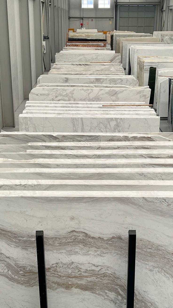 Đá Marble Trắng Có Nên Dùng Không? Cách Chọn Đúng Cho Từng Hạng Mục