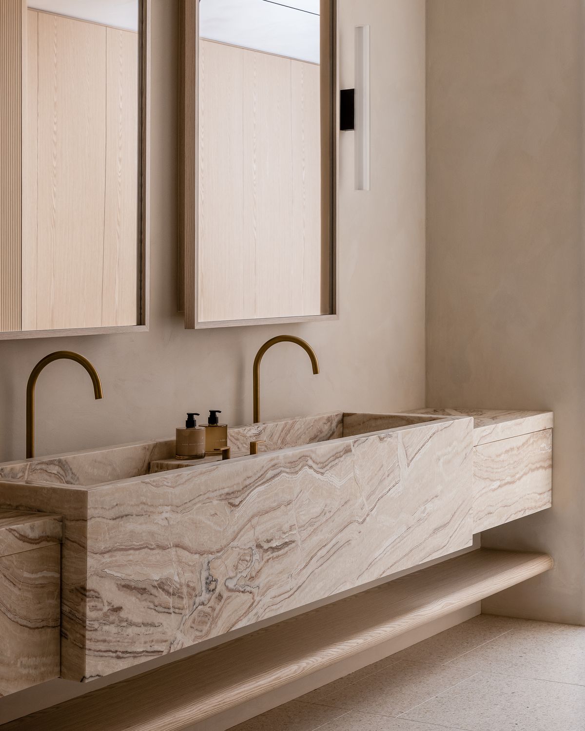 Kinh Nghiệm Thi Công Đá Lavabo Và Phòng Tắm Cao Cấp