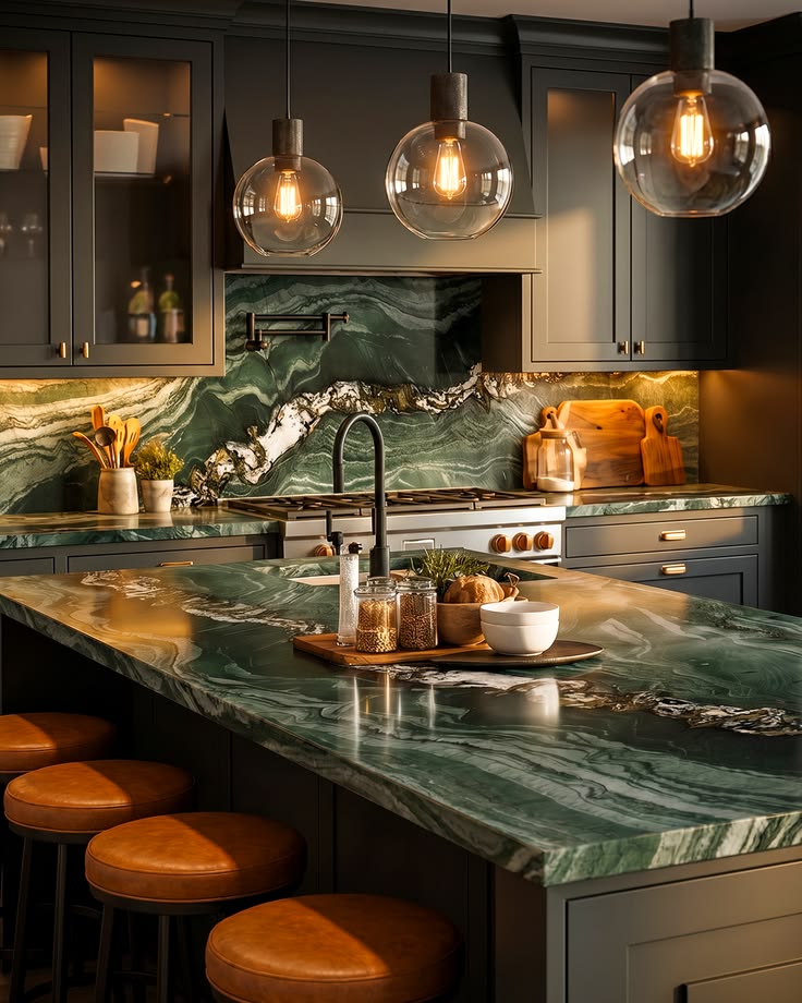 Đá Quartzite tự nhiên cho bàn bếp và đảo bếp cao cấp